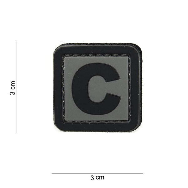 444100 3911 99 01 <p>Het 3D PVC Embleem C #15013 is een stijlvol en functioneel accessoire voor elke outdoor- of militaire uitrusting. Dit embleem is voorzien van een stevige klittenband aan de achterzijde, waardoor het eenvoudig te bevestigen is op verschillende oppervlakken. Met zijn duurzame en weerbestendige materiaal biedt het embleem niet alleen een unieke uitstraling, maar ook langdurige kwaliteit. Voeg dit embleem toe aan je uitrusting en geef je gear een persoonlijke touch.</p>