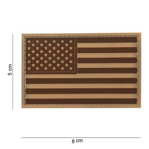 444110 3511 99 01 <p>Het 3D PVC embleem USA desert #11183 is een stijlvol en duurzaam embleem dat perfect is voor het personaliseren van uw militaire en outdoor uitrusting. Met een sterke klittenband aan de achterzijde is het eenvoudig te bevestigen op kleding of accessoires. Dit embleem voegt niet alleen een unieke uitstraling toe, maar benadrukt ook uw verbondenheid met de Amerikaanse militaire stijl. Ideaal voor zowel verzamelaars als actieve outdoorliefhebbers.</p>