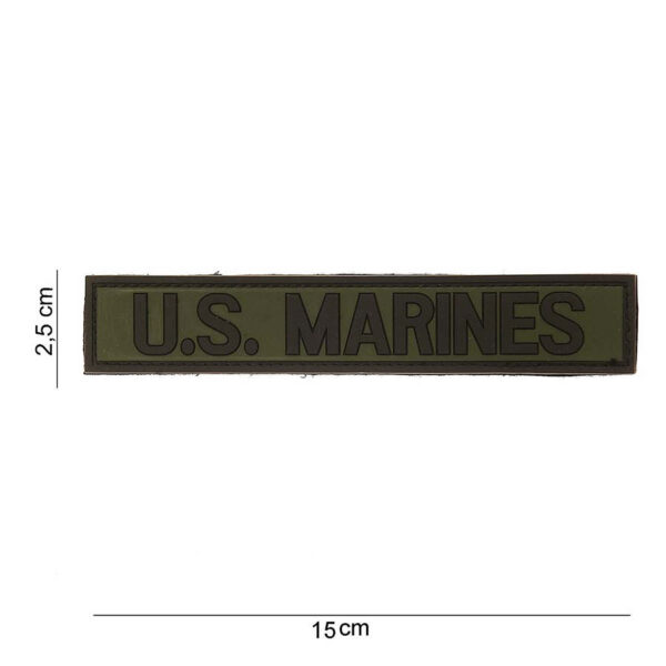 444120 3528 99 01 <p>Het 3D PVC embleem van de US Marines (#11164) is een must-have voor elke militaire en outdoor liefhebber. Dit kwaliteitsembleem is voorzien van een stevige klittenband achterzijde, waardoor het eenvoudig op uw uitrusting of kleding kan worden bevestigd. Met zijn gedetailleerde ontwerp en duurzame materialen is dit embleem niet alleen een stijlvol accessoire, maar ook een eerbetoon aan de moed en toewijding van de Marines. Voeg dit unieke embleem toe aan uw collectie en laat uw trots op de strijdkrachten zien.</p>