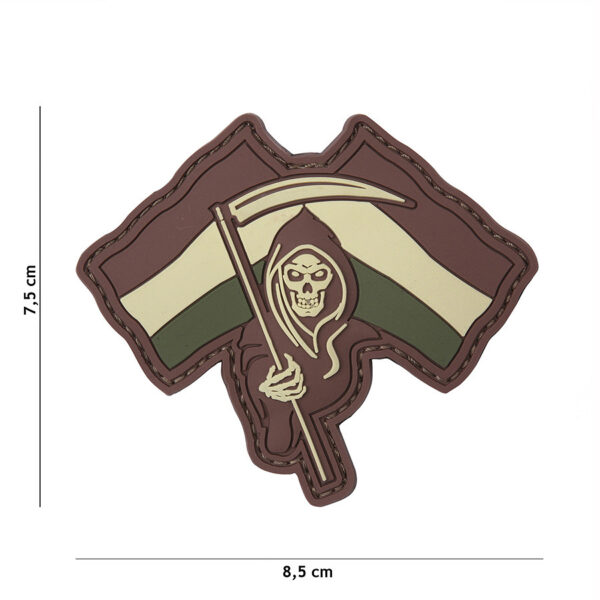 444130 5483 99 01 <p>Het 3D PVC Embleem Dutch Reaper woodland #12063 is een robuust en stijlvol embleem dat perfect is voor militaire en outdoor kleding. Dit embleem is vervaardigd van duurzaam PVC en beschikt over een handige klittenband aan de achterzijde, waardoor het eenvoudig te bevestigen is op verschillende stoffen en uitrustingen. Voeg een touch van karakter en functionaliteit toe aan je gear met dit unieke embleem.</p>