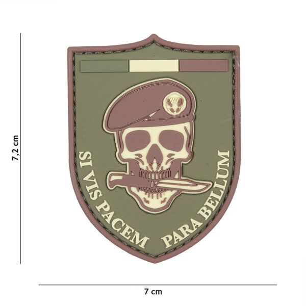 444130 5521 99 01 <p>Ontdek het Embleem 3D PVC SI VIS Pacem #13092, een hoogwaardig embleem vervaardigd uit duurzaam PVC. Dit embleem is voorzien van een praktische klittenband aan de achterzijde, waardoor het eenvoudig aan verschillende kledingstukken of uitrusting kan worden bevestigd. Ideaal voor militaire en outdoor liefhebbers die hun stijl willen personaliseren. Met zijn unieke design voegt dit embleem een stoere touch toe aan jouw gear.</p>