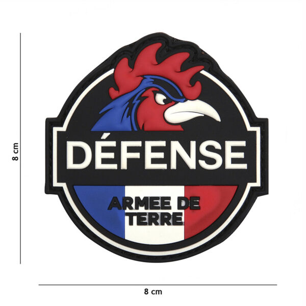 444130 5548 99 01 <p>Voeg een vleugje militaire stijl toe aan je uitrusting met het 3D PVC Embleem Defense Armee de Terre #9084. Dit hoogwaardige embleem is vervaardigd van duurzaam PVC en beschikt over een handige klittenbandsluiting aan de achterzijde, waardoor het eenvoudig op te bevestigen is aan kleding of uitrusting. Perfect voor outdooractiviteiten of als aanvulling op je verzameling, dit embleem is een must-have voor elke defensieliefhebber.</p>