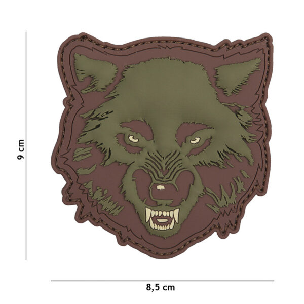 444130 5578 99 01 <p>Voeg een stoere uitstraling toe aan je uitrusting met het 3D PVC Wolf embleem in groen. Dit hoogwaardige embleem is vervaardigd van duurzaam PVC en beschikt over een handige klittenband achterzijde, zodat je het eenvoudig kunt bevestigen op jassen, rugzakken of andere gear. Perfect voor militaire en outdoor liefhebbers die hun stijl willen personaliseren. Maak je outfit compleet met dit unieke embleem!</p>