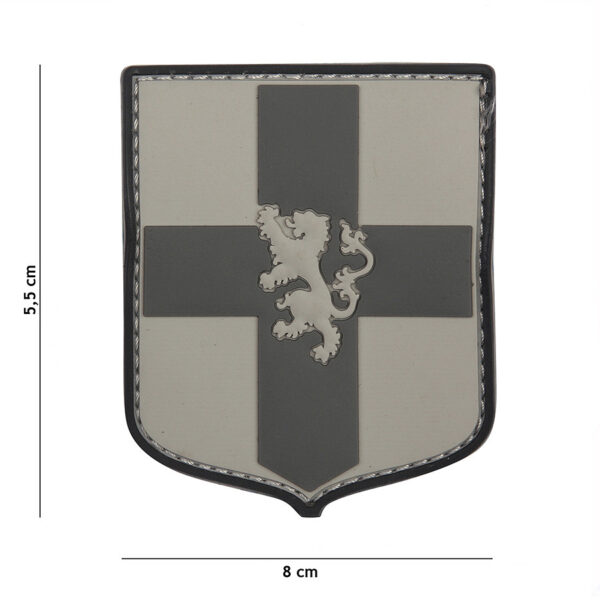 444130 5594 99 01 <p>Het 3D PVC embleem Nederland schild in grijs (#2069) is een hoogwaardig en duurzaam embleem, perfect voor iedere militair of outdoor liefhebber. Met klittenband aan de achterzijde is het eenvoudig te bevestigen op jassen, rugzakken of andere uitrustingen. Dit embleem voegt niet alleen een stoere uitstraling toe, maar toont ook je trots voor Nederland. Een must-have voor iedereen die zijn of haar gear wil personaliseren en een statement wil maken.</p>