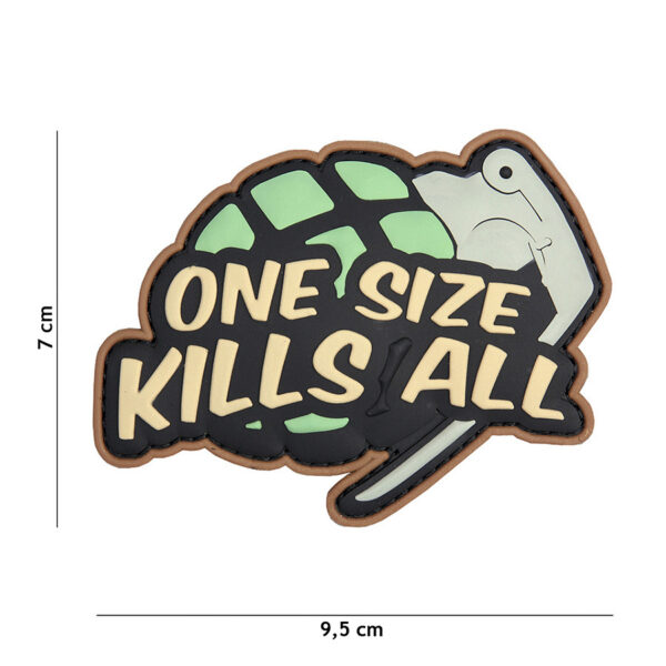 444130 7019 99 01 <p>Ontdek het Embleem 3D PVC One size kills all #2095, een veelzijdig en stijlvol embleem dat perfect is voor elke outdoor- of militaire uitrusting. Dit duurzame PVC-embleem is voorzien van klittenband aan de achterzijde, waardoor je het eenvoudig kunt bevestigen aan verschillende kledingstukken en uitrusting. Voeg een unieke touch toe aan je gear met dit praktische en opvallende embleem.</p>