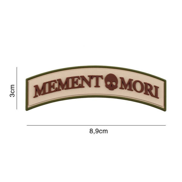 444130 7131 99 01 <p>Ontdek het Embleem 3D PVC Memento Mori (tab) #4096, een stijlvol en duurzaam embleem gemaakt van hoogwaardig PVC. Dit embleem is voorzien van klittenband aan de achterzijde, waardoor je het eenvoudig kunt bevestigen op jouw uitrusting of kleding. Voeg een unieke en betekenisvolle touch toe aan je militaire of outdoor gear met dit opvallende ontwerp. Perfect voor de liefhebber van tactische accessoires.</p>