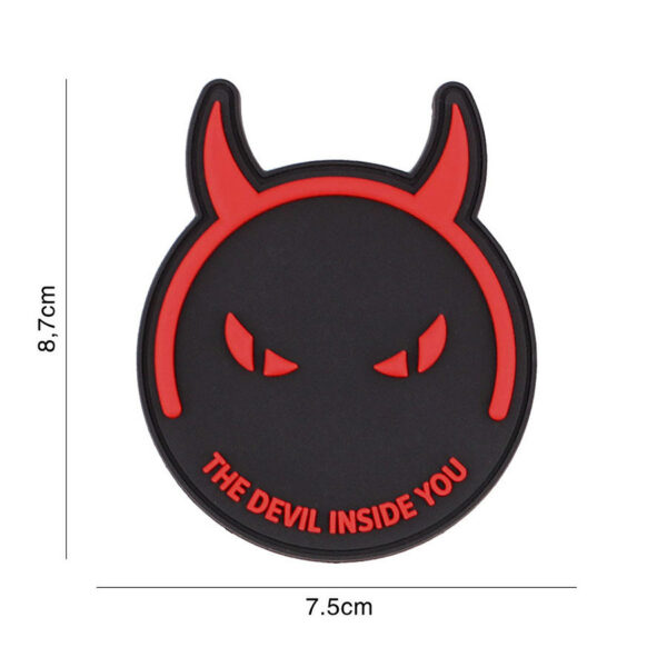 444130 7215 99 01 <p>Voeg een stoere uitstraling toe aan je uitrusting met het 3D PVC Embleem 'The Devil Inside You' in zwart/rood (#5124). Dit hoogwaardige embleem is voorzien van een klittenband aan de achterzijde, waardoor je het eenvoudig kunt bevestigen op je kleding, tas of uitrusting. Perfect voor militaire en outdoor liefhebbers die hun stijl willen benadrukken. Een must-have accessoire voor elke avonturier!</p>