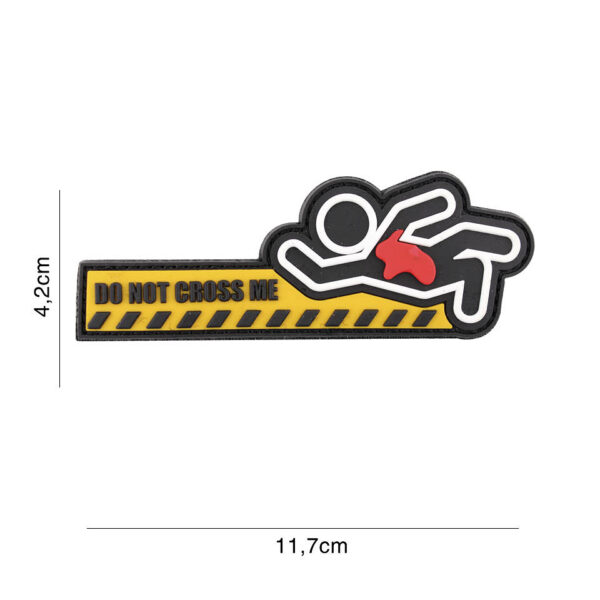 444130 7217 99 01 <p>Voeg een unieke touch toe aan je uitrusting met het Embleem 3D PVC 'Do Not Cross Me Double' #5126. Dit hoogwaardige embleem is vervaardigd van duurzaam PVC en beschikt over een handige klittenband aan de achterzijde, waardoor het eenvoudig op verschillende oppervlakken te bevestigen is. Ideaal voor militaire en outdoor activiteiten, dit embleem is een perfecte aanvulling voor elke fan van tactische uitrusting. Laat je persoonlijkheid spreken met dit opvallende design!</p>