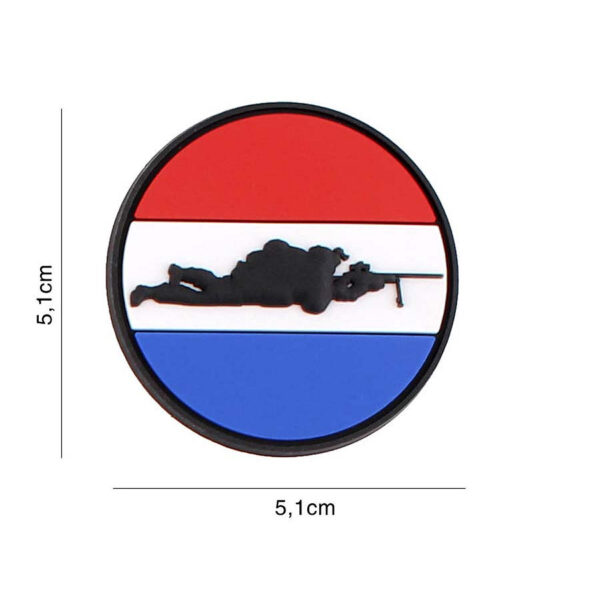 444130 7218 99 01 <p>Ontdek het unieke Embleem 3D PVC Sniper Nederlands rond #5127, perfect voor het personaliseren van je militaire en outdoor gear. Dit hoogwaardige PVC-embleem is voorzien van een sterke klittenband aan de achterzijde, zodat je het eenvoudig kunt bevestigen op jassen, rugzakken of andere uitrusting. Met zijn gedetailleerde ontwerp en duurzame afwerking is dit embleem niet alleen een stijlvol accessoire, maar ook een must-have voor elke liefhebber van tactische uitrusting.</p>