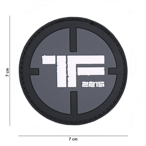 444130 7287 99 01 <p>Ontdek het Embleem 3D PVC Task Force 2215 style 1 #11151, een robuust en stijlvol embleem met klittenband aan de achterzijde. Perfect voor het personaliseren van uw militaire en outdoor uitrusting, dit embleem voegt een unieke touch toe aan uw gear. Gemaakt van duurzaam PVC, biedt het een uitstekende weerstand tegen slijtage en weersinvloeden. Voeg een stukje karakter toe aan uw outfit met dit opvallende embleem.</p>