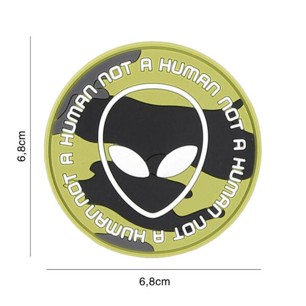 444130 7319 99 01 <p>Ontdek het Embleem 3D PVC Not human woodland #9056, een stijlvol en praktisch accessoire voor elke outdoor liefhebber. Dit embleem is vervaardigd uit duurzaam PVC en beschikt over een klittenband aan de achterzijde, waardoor het eenvoudig op kleding of uitrusting te bevestigen is. Met zijn unieke woodland camouflage ontwerp voegt het niet alleen karakter toe, maar ook functionaliteit aan je gear. Perfect voor zowel militaire toepassingen als recreatieve avonturen in de natuur.</p>