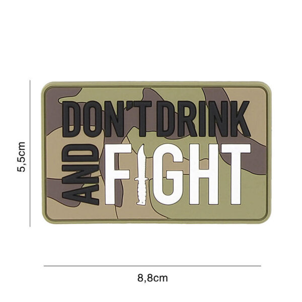 444130 7328 99 01 <p>Ontdek ons 3D PVC embleem 'Don't drink woodland' (#2109), perfect voor de echte outdoorliefhebber. Dit hoogwaardige embleem is voorzien van klittenband aan de achterzijde, waardoor je het eenvoudig kunt bevestigen aan je gear. Met zijn unieke design en camouflage-uitstraling is dit embleem niet alleen een blikvanger, maar ook een must-have accessoire voor je militaire of outdooruitrusting.</p>