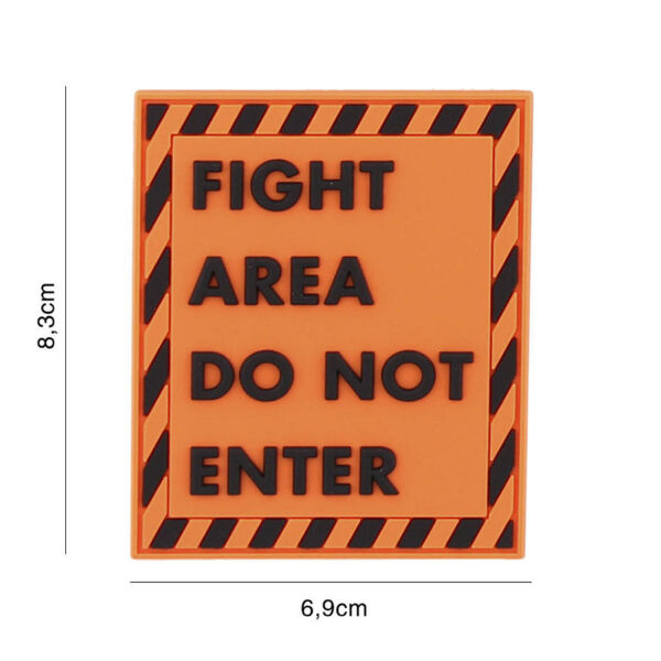 444130 7345 99 01 <p>Ontdek het Embleem 3D PVC Fight Area 'Do Not Enter' in opvallend oranje (#2128). Dit hoogwaardige PVC-embleem is perfect voor het personaliseren van je uitrusting en heeft een handige klittenband aan de achterzijde voor eenvoudige bevestiging. Dit embleem is niet alleen een stijlvolle toevoeging, maar ook een duidelijke waarschuwing voor anderen. Ideaal voor gebruik in militaire en outdoor omgevingen.</p>