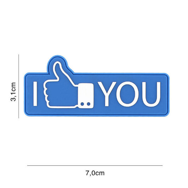 444130 7348 99 01 <p>Ontdek het stijlvolle Embleem 3D PVC 'I like you' in blauw, ideaal voor het personaliseren van je uitrusting. Dit embleem is voorzien van een praktische klittenband aan de achterzijde, waardoor het eenvoudig te bevestigen en te verwijderen is. Perfect voor de fanatieke outdoorliefhebber of als uniek accessoire voor je militaire uitrusting. Voeg een speelse touch toe aan je gear met dit opvallende embleem!</p>