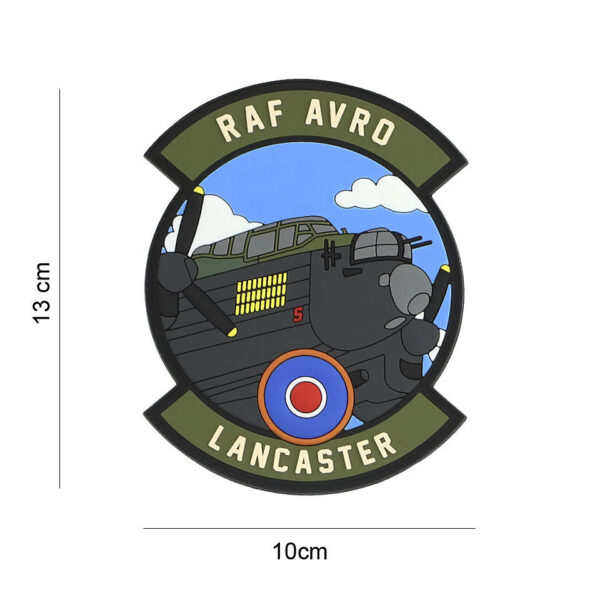 444130 7399 99 01 <p>Het Embleem 3D PVC Lancaster #19076 is een veelzijdig en duurzaam accessoire voor elke outdoor- of militaire uitrusting. Dit embleem is vervaardigd uit hoogwaardig PVC en voorzien van klittenband aan de achterzijde, waardoor het eenvoudig op verschillende kledingstukken of uitrusting kan worden bevestigd. Met zijn robuuste ontwerp en opvallende uitstraling is dit embleem een perfecte aanvulling voor de liefhebber van militaire stijl en outdoor activiteiten.</p>