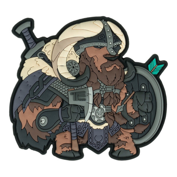 444160 7379 99 03 <p>Ontdek de TF-2215 Embleem 3D PVC Viking Ox Nr. 9, een gedetailleerde patch vervaardigd uit hoogwaardig 3D PVC materiaal. Deze unieke patch is het resultaat van een samenwerking met Hiwez Illustrations, bekend om zijn originele ontwerpen. De TF-2215 Ox Series omvat elf verschillende patches met elk een eigen thema, geïnspireerd op het krachtige dier de os. Verzamel ze allemaal en voeg een opvallende touch toe aan jouw militaire of outdoor uitrusting.</p>