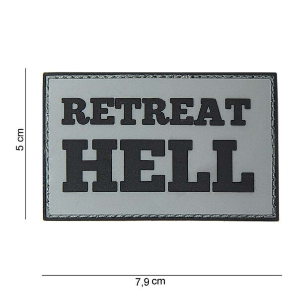 444180 3736 99 444180 3736 99 01 <p>Voeg een stoer detail toe aan je uitrusting met het 3D PVC embleem 'Retreat Hell' (#10060). Dit hoogwaardige embleem is voorzien van klittenband aan de achterzijde, waardoor je het eenvoudig kunt bevestigen op kleding, tassen of andere uitrusting. Het unieke ontwerp en de duurzame materialen maken het perfect voor zowel militaire als outdoor toepassingen. Laat zien waar je voor staat met dit opvallende embleem!</p>