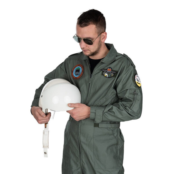 444190 7468 99 02 <p>Ontdek het unieke 3D PVC embleem 'Thirsty Pilot' #10021, perfect voor het personaliseren van je militaire of outdoor uitrusting. Dit hoogwaardige embleem is voorzien van klittenband aan de achterzijde, waardoor je het eenvoudig kunt bevestigen en verwijderen. Het is een ideale aanvulling voor op jassen, tassen of andere gear, en geeft je uitrusting een stoere uitstraling. Maak je look compleet met dit opvallende embleem dat zowel functioneel als stijlvol is.</p>