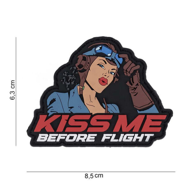 444190 7475 99 01 <p>Ontdek het unieke Embleem 3D PVC 'Kiss me before flight' #10102, een opvallende toevoeging aan uw militaire of outdoor uitrusting. Dit hoogwaardige embleem is vervaardigd van duurzaam PVC en is uitgerust met klittenband aan de achterzijde, waardoor het eenvoudig te bevestigen is op kleding of gear. Geef uw look een persoonlijke touch met dit creatieve en opvallende embleem dat perfect is voor de avontuurlijke geest.</p>
