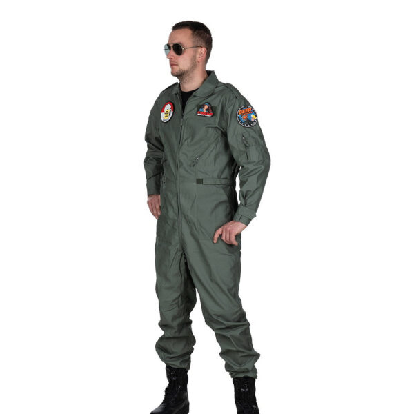 444190 7475 99 03 <p>Ontdek het unieke Embleem 3D PVC 'Kiss me before flight' #10102, een opvallende toevoeging aan uw militaire of outdoor uitrusting. Dit hoogwaardige embleem is vervaardigd van duurzaam PVC en is uitgerust met klittenband aan de achterzijde, waardoor het eenvoudig te bevestigen is op kleding of gear. Geef uw look een persoonlijke touch met dit creatieve en opvallende embleem dat perfect is voor de avontuurlijke geest.</p>