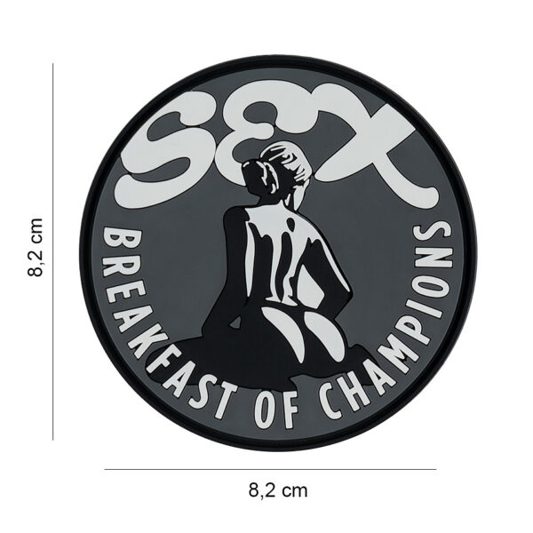 444190 7500 99 01 <p>Til je stijl naar een hoger niveau met het unieke 3D PVC embleem 'Sex-breakfast of champions' #14065. Dit opvallende embleem beschikt over een handige klittenband achterzijde, zodat je het eenvoudig kunt bevestigen aan je uitrusting of kleding. Perfect voor militaire of outdoor avonturen, maar ook een leuke aanvulling voor je casual look. Een must-have voor elke verzamelaar of liefhebber van originele accessoires.</p>