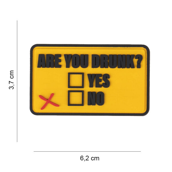 444190 7619 99 01 <p>Het Embleem 3D PVC 'Are you drunk?' #3069 is een opvallende toevoeging voor elke verzameling. Dit duurzame embleem is vervaardigd uit hoogwaardig PVC en voorzien van klittenband aan de achterzijde, waardoor het eenvoudig te bevestigen is op kleding of uitrusting. Met zijn unieke ontwerp is het niet alleen een leuke accessoire, maar ook een gesprekstarter. Perfect voor outdoor liefhebbers en verzamelaars van militaire uitrusting.</p>