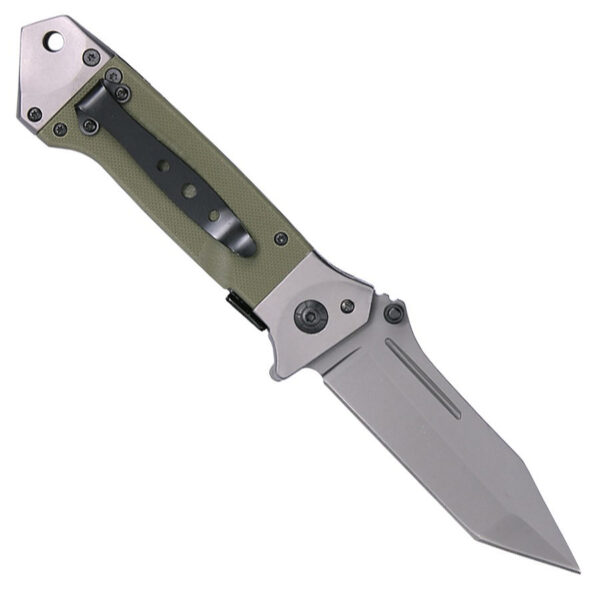 457250 11 02 1 Ontdek de Folding Knife Heavy DA35, een stevig en betrouwbaar zakmes ideaal voor zwaardere toepassingen zoals bushcraft en kamperen. Met een totale lengte van 22 cm en een lemmet van 9,5 cm biedt dit mes een robuuste constructie en een tactische zwarte afwerking. Het mes is voorzien van een geïntegreerde clip en een bevestigingsoog aan het heft, zodat je het eenvoudig aan een krekkoord of touw kunt bevestigen. Perfect voor dagelijks gebruik en avontuurlijke uitjes.