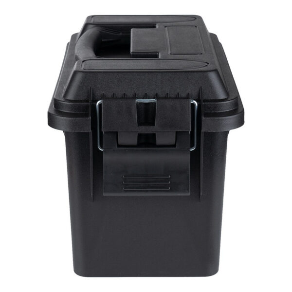 465202 13 04 1 <p>De Plastic Munitie Box .50 Cal is de ideale oplossing voor het veilig en georganiseerd opslaan van je airsoft uitrusting, munitie, visspullen, elektronica en camera accessoires. Met een veelzijdig en duurzaam ontwerp, vervaardigd uit een sterke kunststof mix, biedt deze box een stevig handvat en een deksel met afdichting voor optimale bescherming. Het stapelbare ontwerp maakt het eenvoudig om meerdere boxen te bewaren, terwijl de afmetingen van 35,6 x 19,4 x 22,4 cm perfect zijn voor elk avontuur.</p>