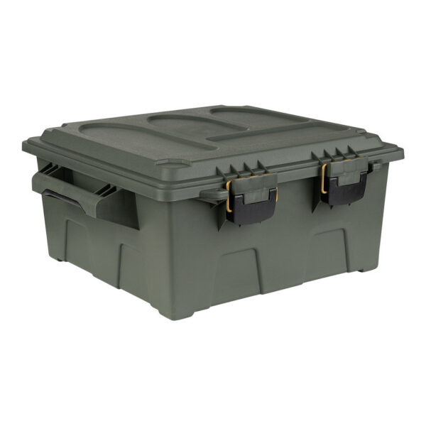 465205 11 01 <p>De plastic munitie/utility box large is de perfecte oplossing voor het veilig en georganiseerd opslaan van al je outdoor benodigdheden, zoals airsoft uitrusting, munitie, visspullen, elektronica en camera accessoires. Met een veelzijdig en duurzaam ontwerp, gemaakt van een sterke kunststof mix, is deze box voorzien van een stevig handvat en een deksel met afdichting. Bovendien is het stapelbare ontwerp ideaal voor efficiënt gebruik van ruimte. Afmetingen: 49,5 cm x 44,1 cm x 21 cm. Verkrijgbaar in groen.</p>