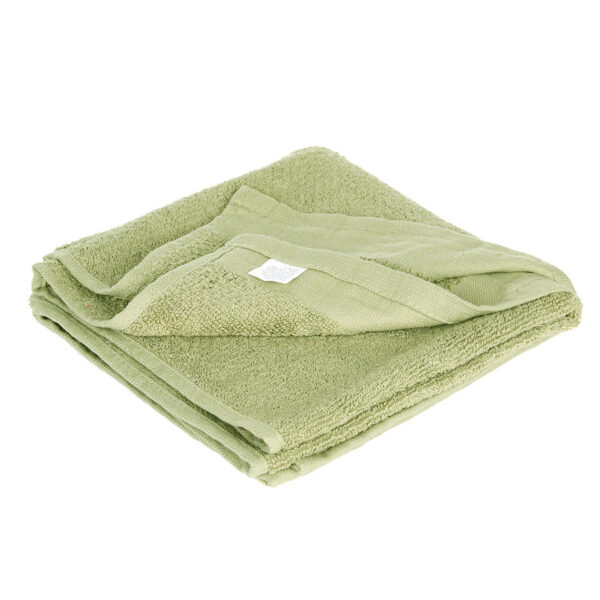 469020 11 02 Deze hoogwaardige handdoek, vervaardigd uit 100% katoen, biedt een uitstekende absorptie en comfort. Met een royale afmeting van 90 x 48 cm is deze handdoek perfect voor gebruik tijdens outdoor activiteiten of na een verfrissende douche. Beschikbaar in een stijlvolle groene kleur, voegt deze handdoek een praktische en veelzijdige aanvulling toe aan je uitrusting.